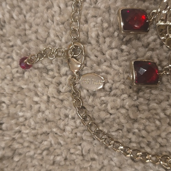 Gorgeous set - Picture 3 of 3